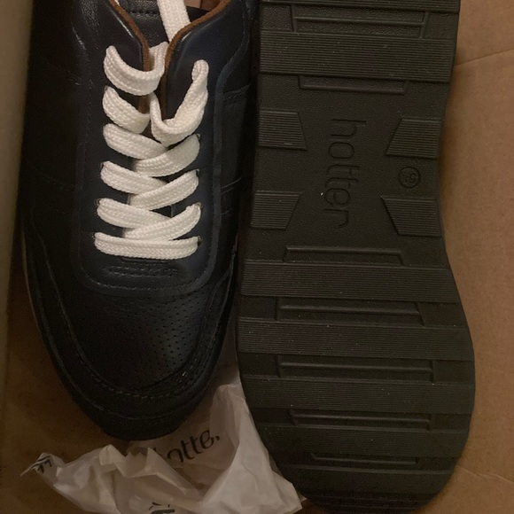 Navy sneakers - hotter - Picture 6 of 8